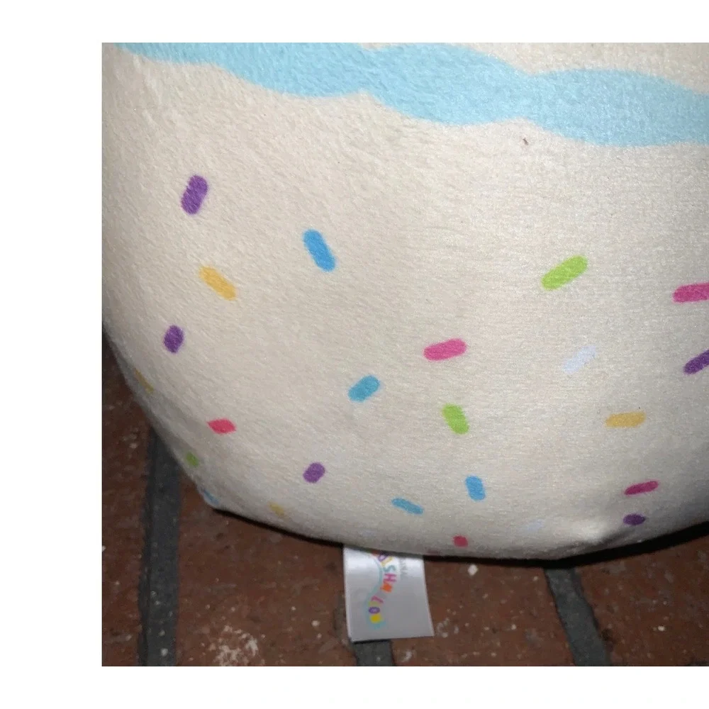 Squishmallows‎ Kellytoy Happy Birthday Cake Plush Cream Blue Sprinkles 12 Inch